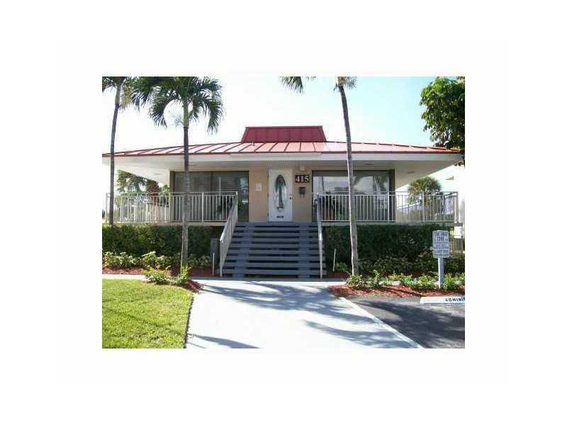 605 South Pine Island Road, Unit 401 Plantation, FL 33324 - Photo 5 of 5 Exterior Front