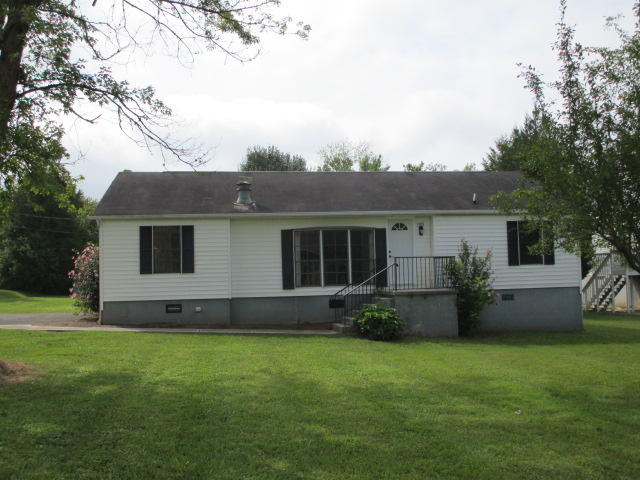 3308 Cunningham Road Knoxville, TN 37918 - Photo 1 of 17 IMG_0357