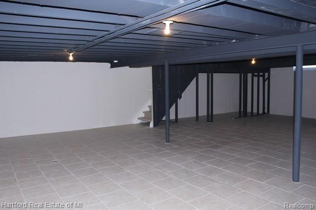 28331 Quail Hollow Road Farmington, MI 48331 - Photo 20 of 24 Basement.jpg