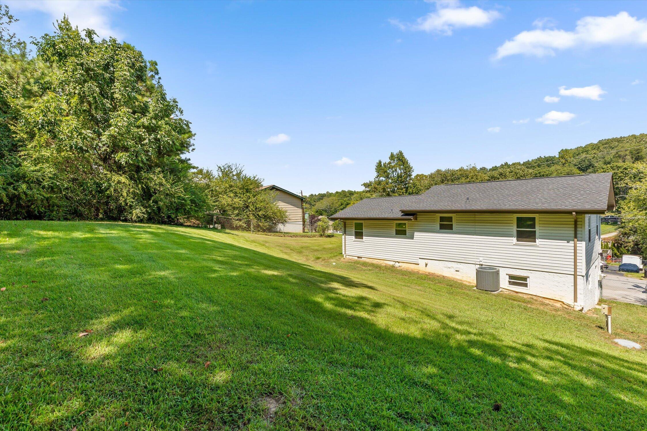 436 Sevier Street Hixson, TN 37343 - Photo 30 of 40 07-436 Sevier St-7