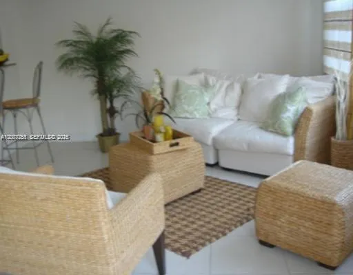 $4,200 | 8041 Northwest 114th Place, Unit 8041, Doral, FL 33178