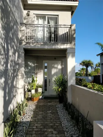 $4,200 | 8041 Northwest 114th Place, Unit 8041, Doral, FL 33178