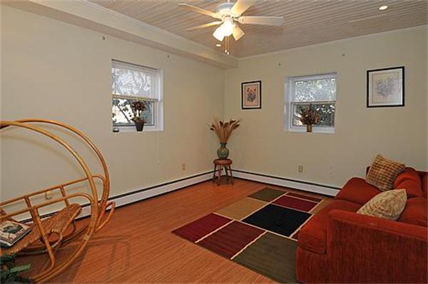 75 Howlett Street Topsfield, MA 01983 - Photo 25 of 30 Gallery Image 25