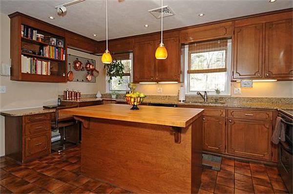 75 Howlett Street Topsfield, MA 01983 - Photo 7 of 30 Gallery Image 7