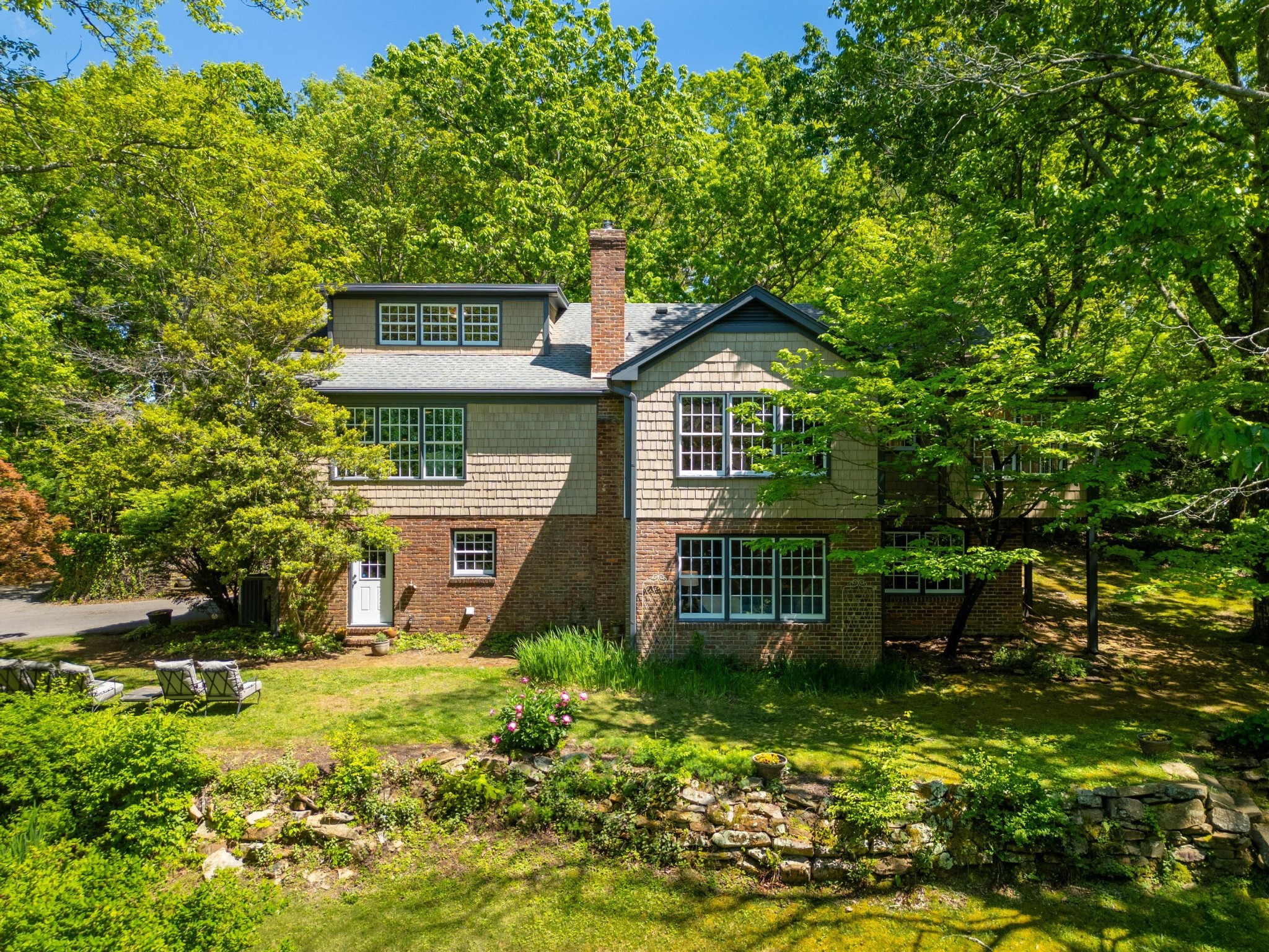 1115 Cumberland Road Chattanooga, TN 37419 - Photo 10 of 47 Gallery Image 10