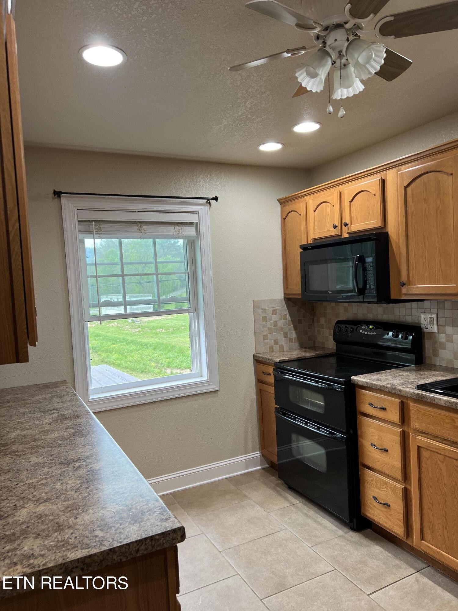 4772 Bethlehem Road Walland, TN 37886 - Photo 10 of 53 Gallery Image 10