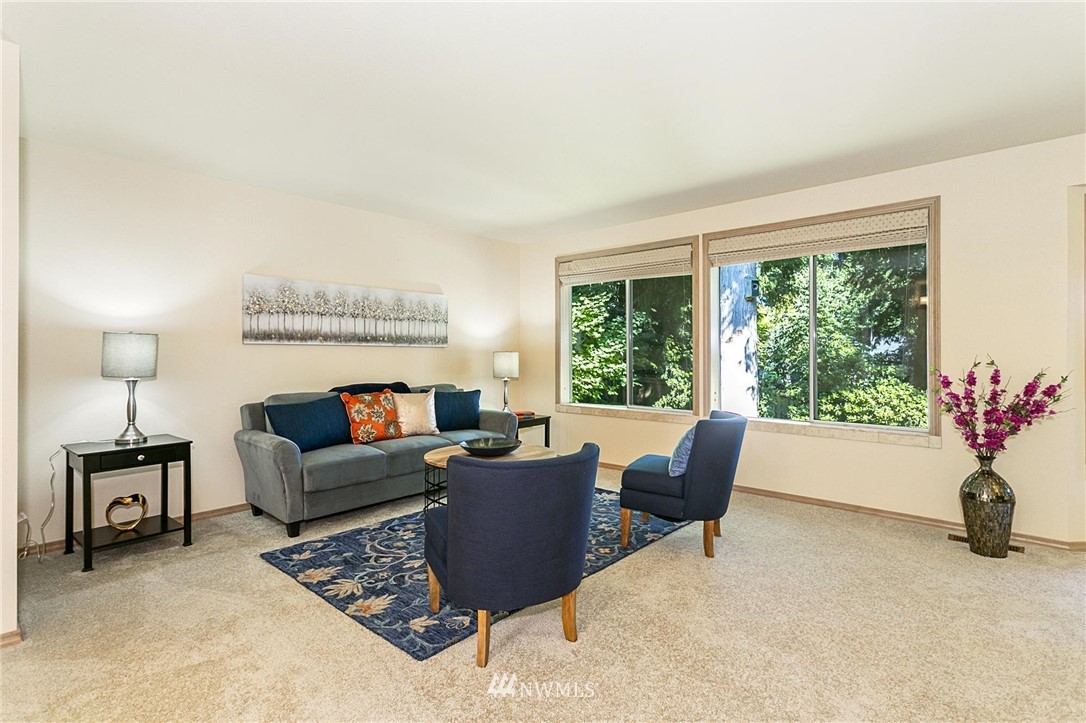 2513 241st Street Southeast Bothell, WA 98021 - Photo 3 of 20