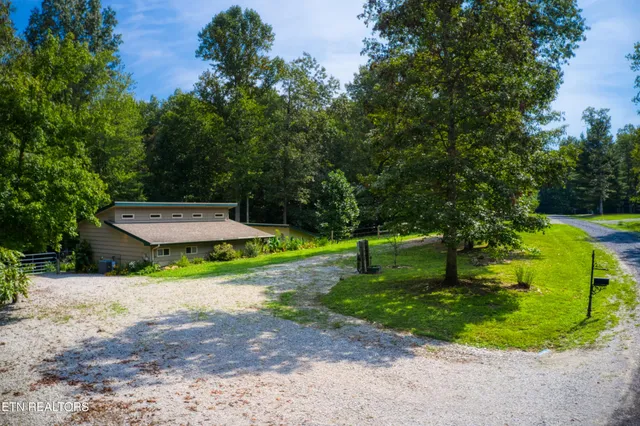 $278,000 | 326 Goad Mill Road, Allardt, TN 38504