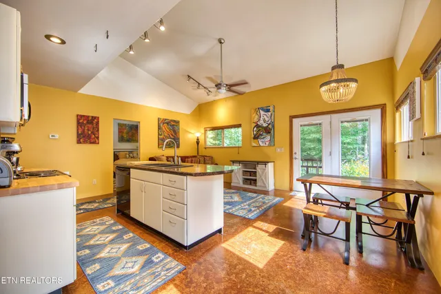 $278,000 | 326 Goad Mill Road, Allardt, TN 38504