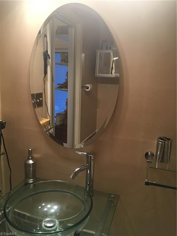 2217 Jones Road Greensboro, NC 27406 - Photo 13 of 15