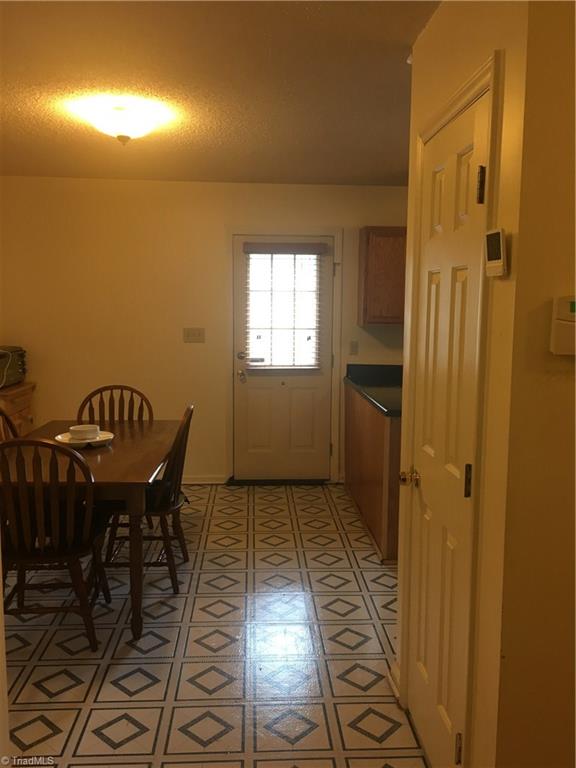 2217 Jones Road Greensboro, NC 27406 - Photo 3 of 15