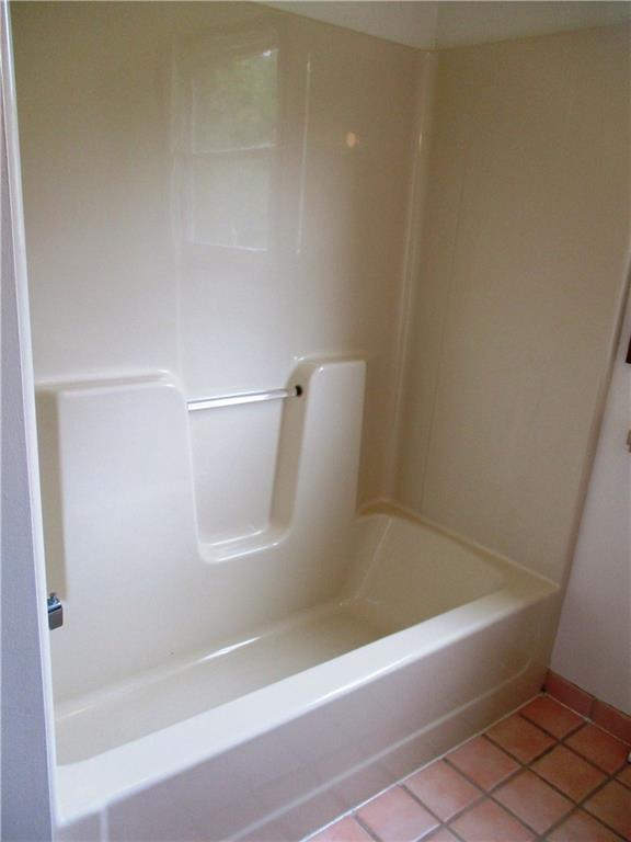 187 Denny Road Valencia, PA 16059 - Photo 19 of 25 Gallery Image 19