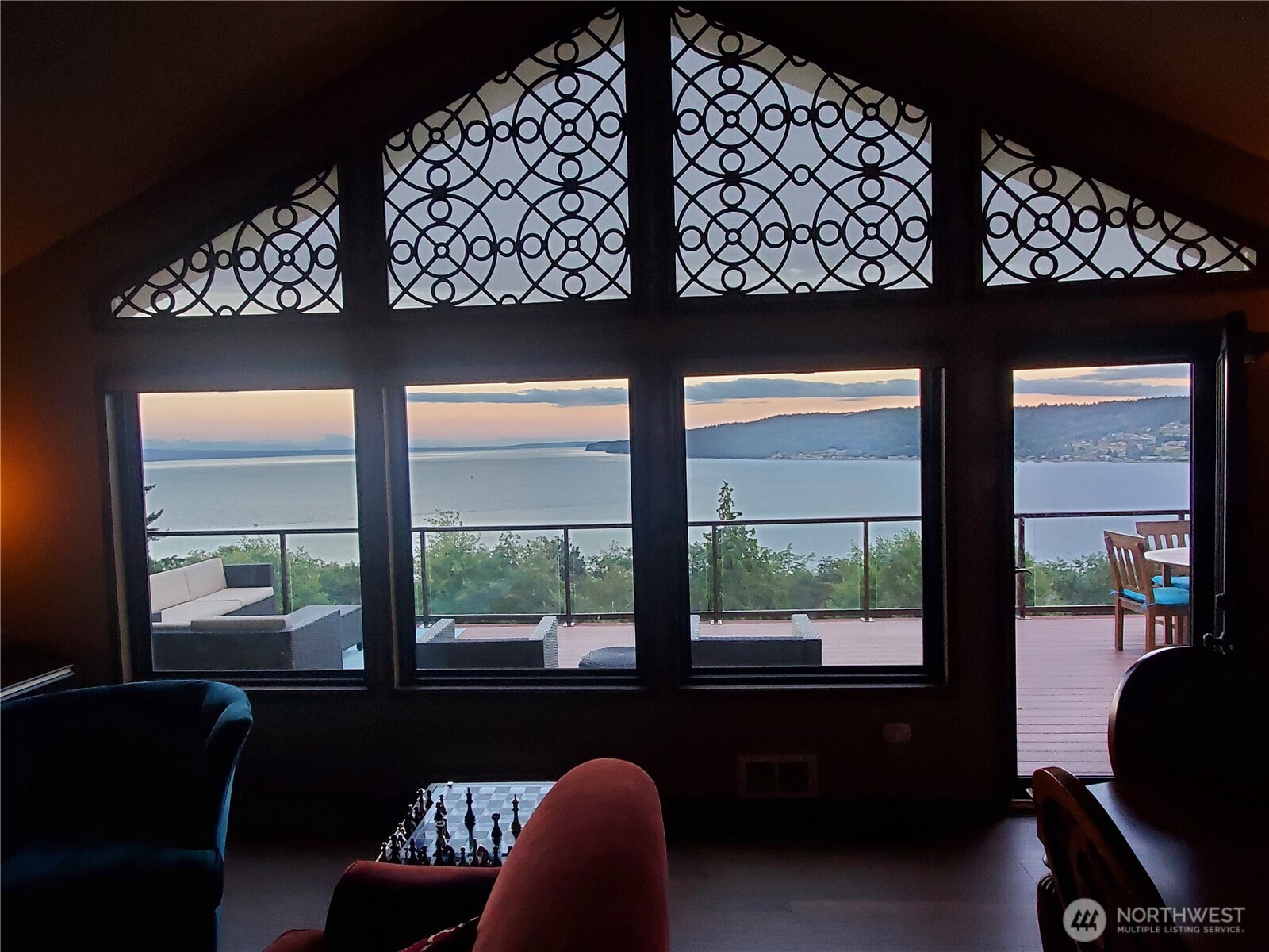 4420 Jones Road Oak Harbor, WA 98277 - Photo 11 of 22 Gallery Image 11