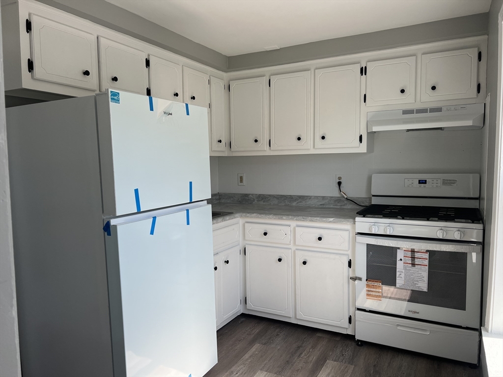 1017 Pine Street Fall River, MA 02723 - Photo 28 of 34
