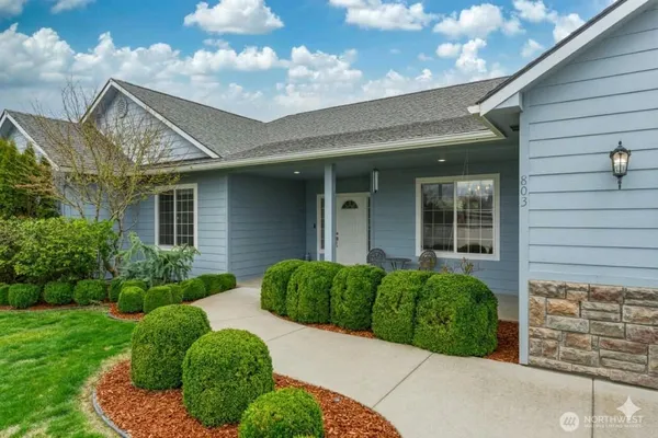 $575,000 | 803 Southeast Vintage Way, College Place, WA 99324