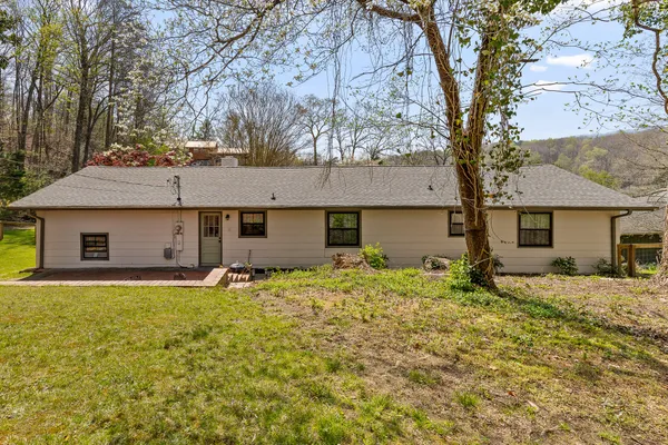 $389,000 | 111 Pine Forest Lane, Chattanooga, TN 37415