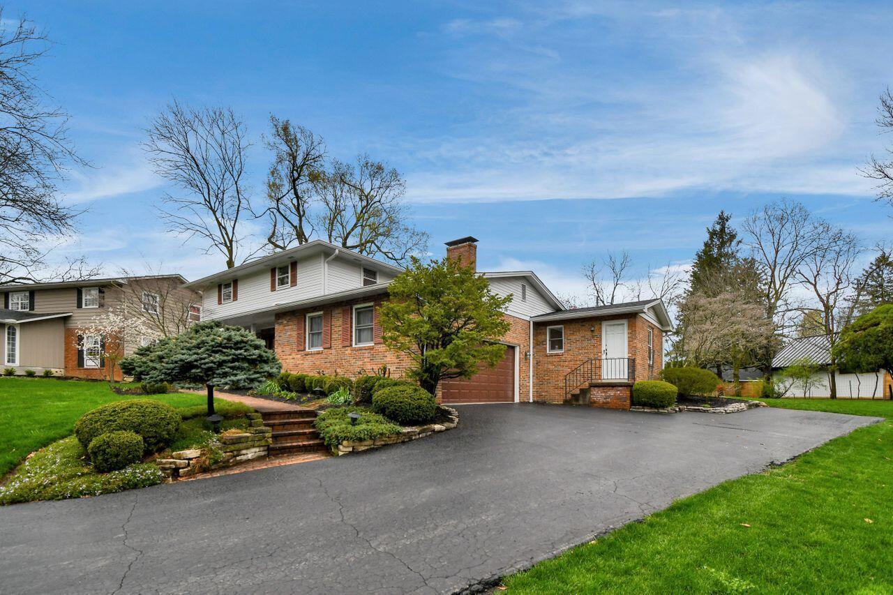 5980 Litchfield Road Columbus, OH 43235 - Photo 3 of 46 DSC_5456