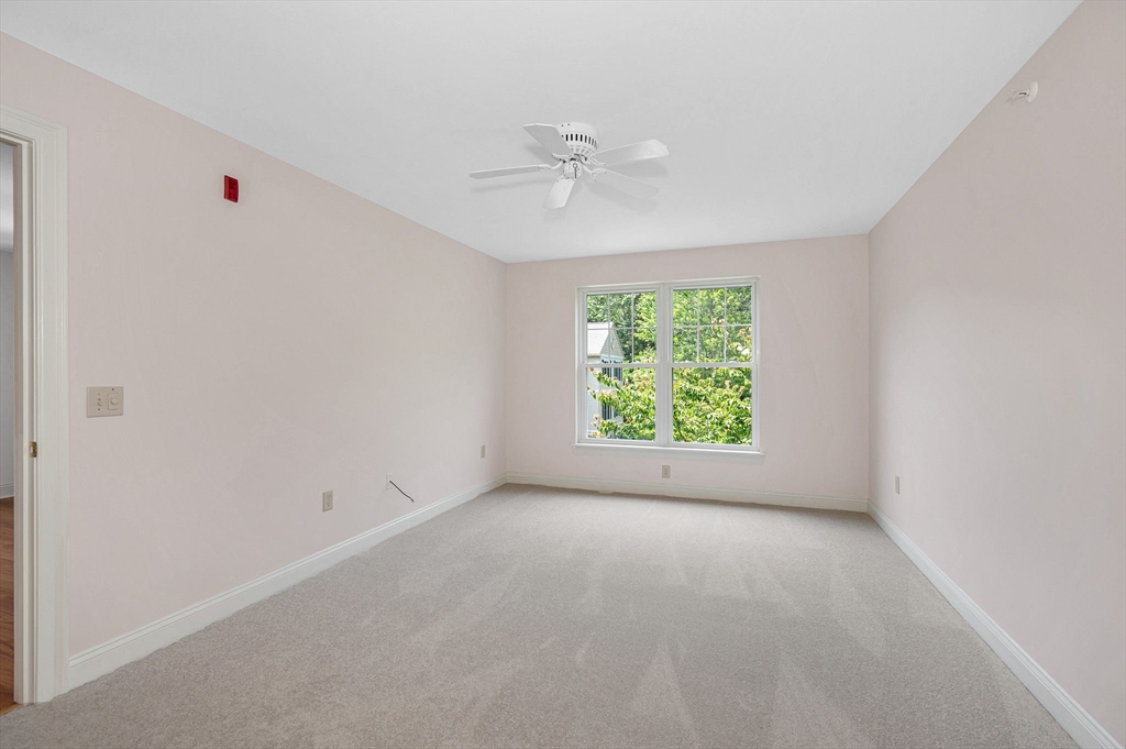 135 Beach Road, Unit B312 Salisbury, MA 01952 - Photo 10 of 34 Gallery Image 10