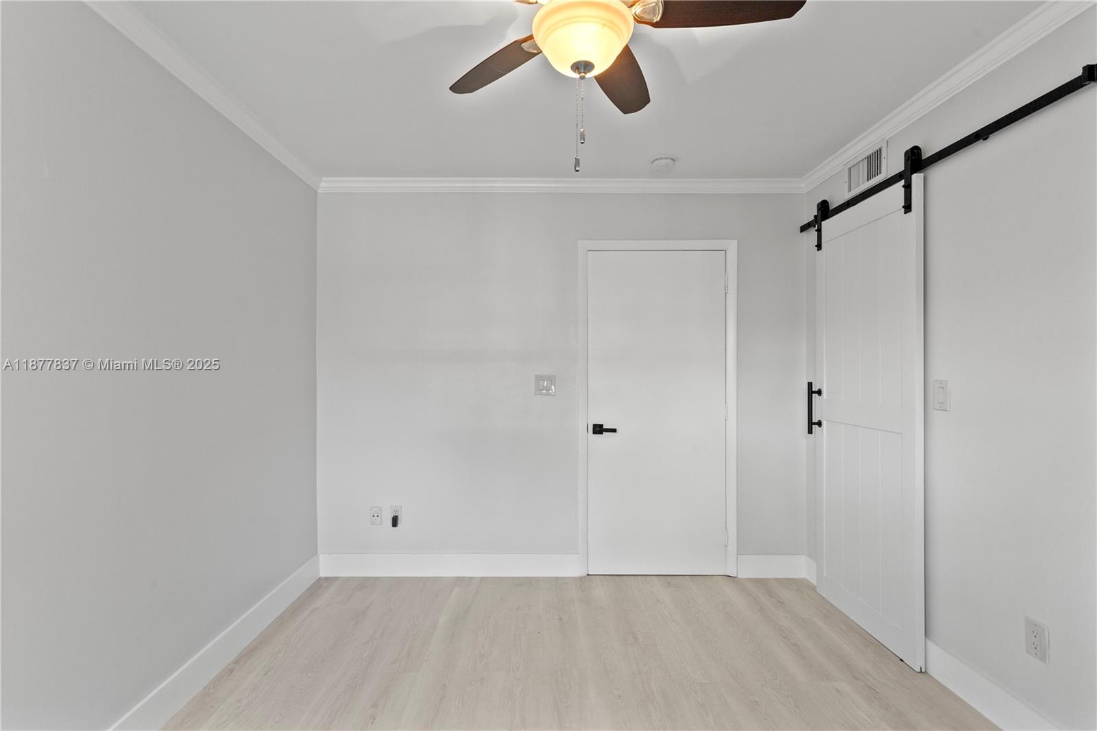 8600 Southwest 67th Avenue, Unit 937 Pinecrest, FL 33156 - Photo 12 of 24 a view of a room