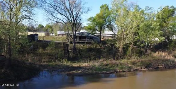 $105,000 | 304 Levee Street, Jonesville, LA 71343