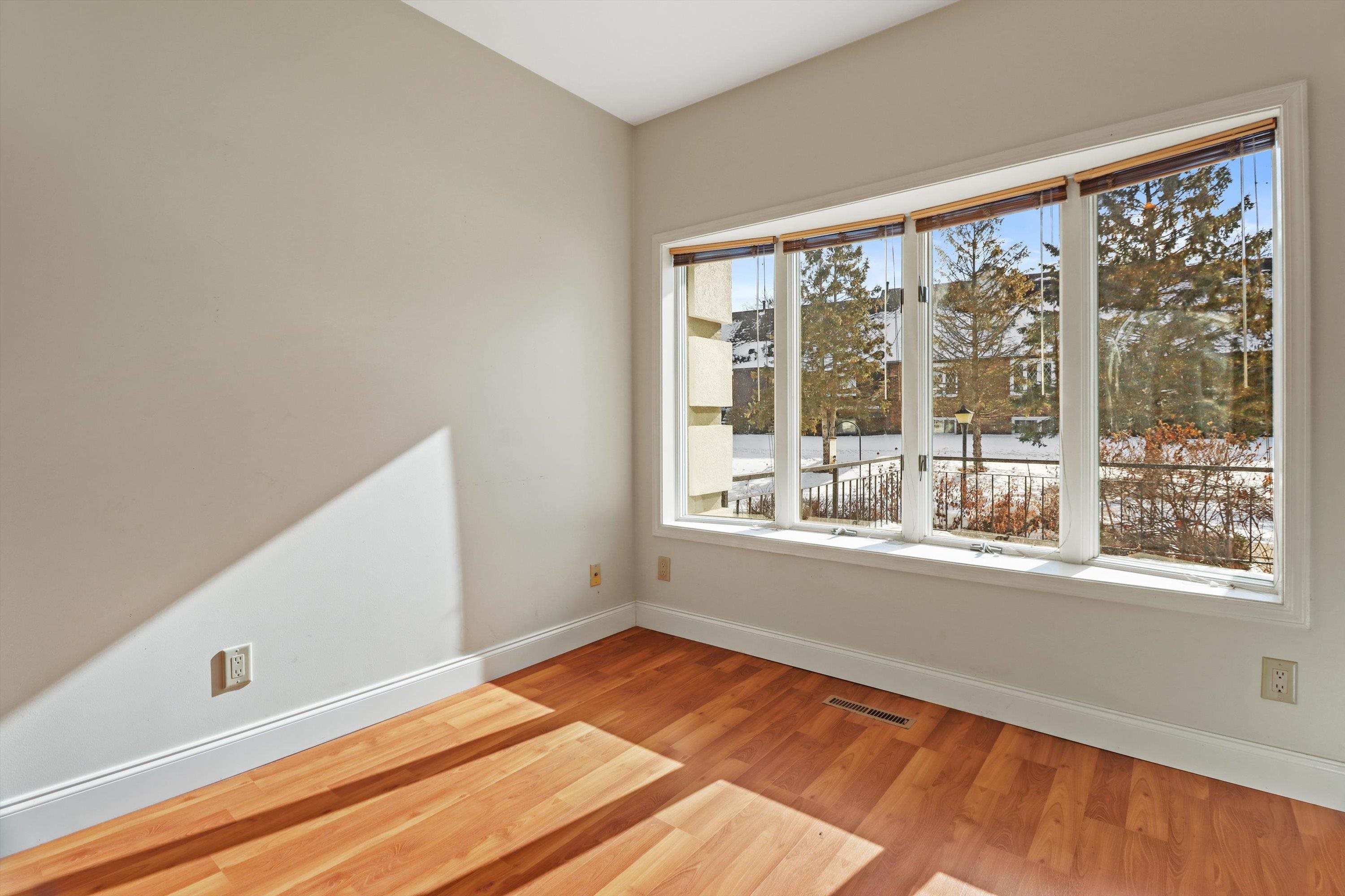 55 Golf Madison, WI 53704 - Photo 17 of 60