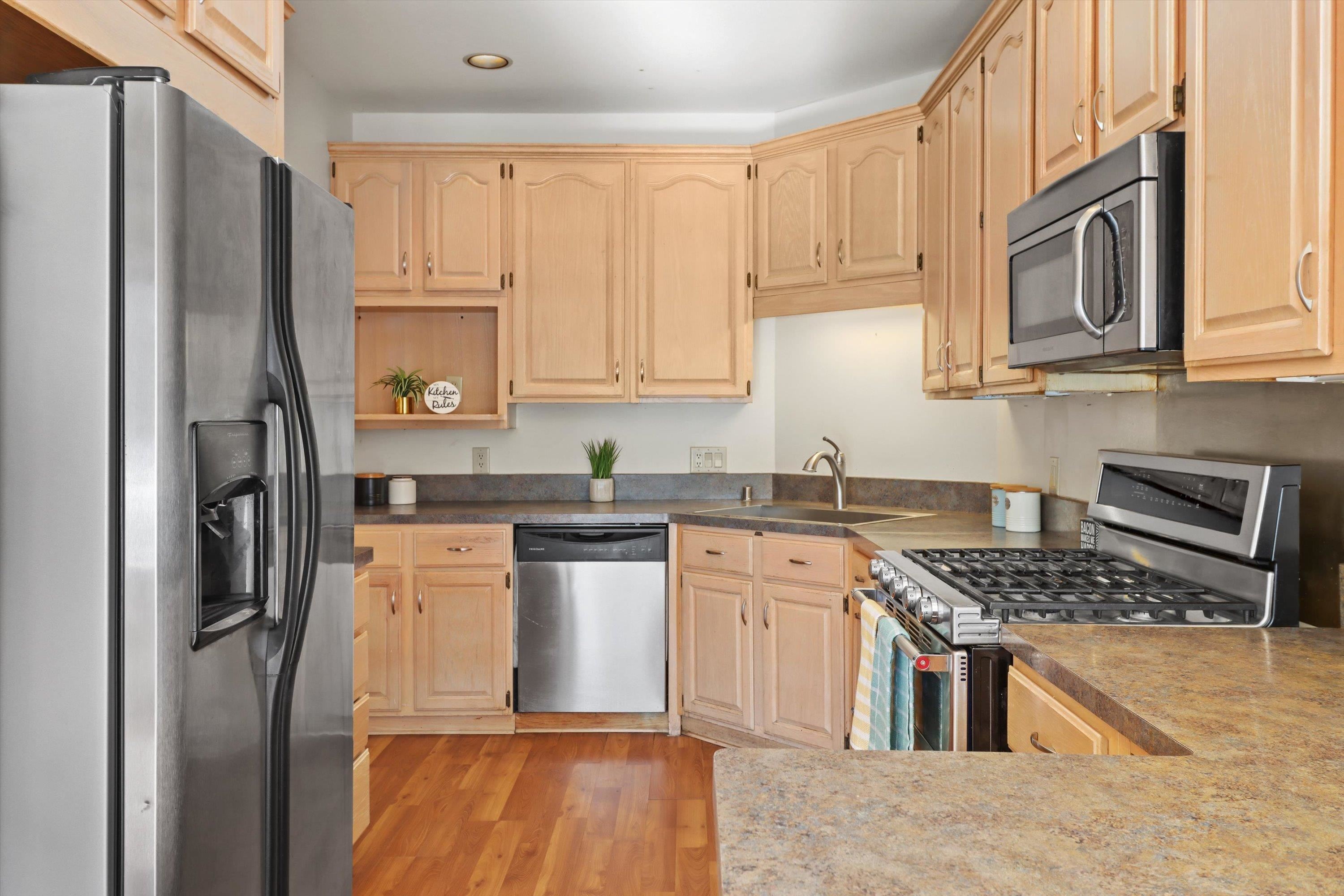 55 Golf Madison, WI 53704 - Photo 23 of 60