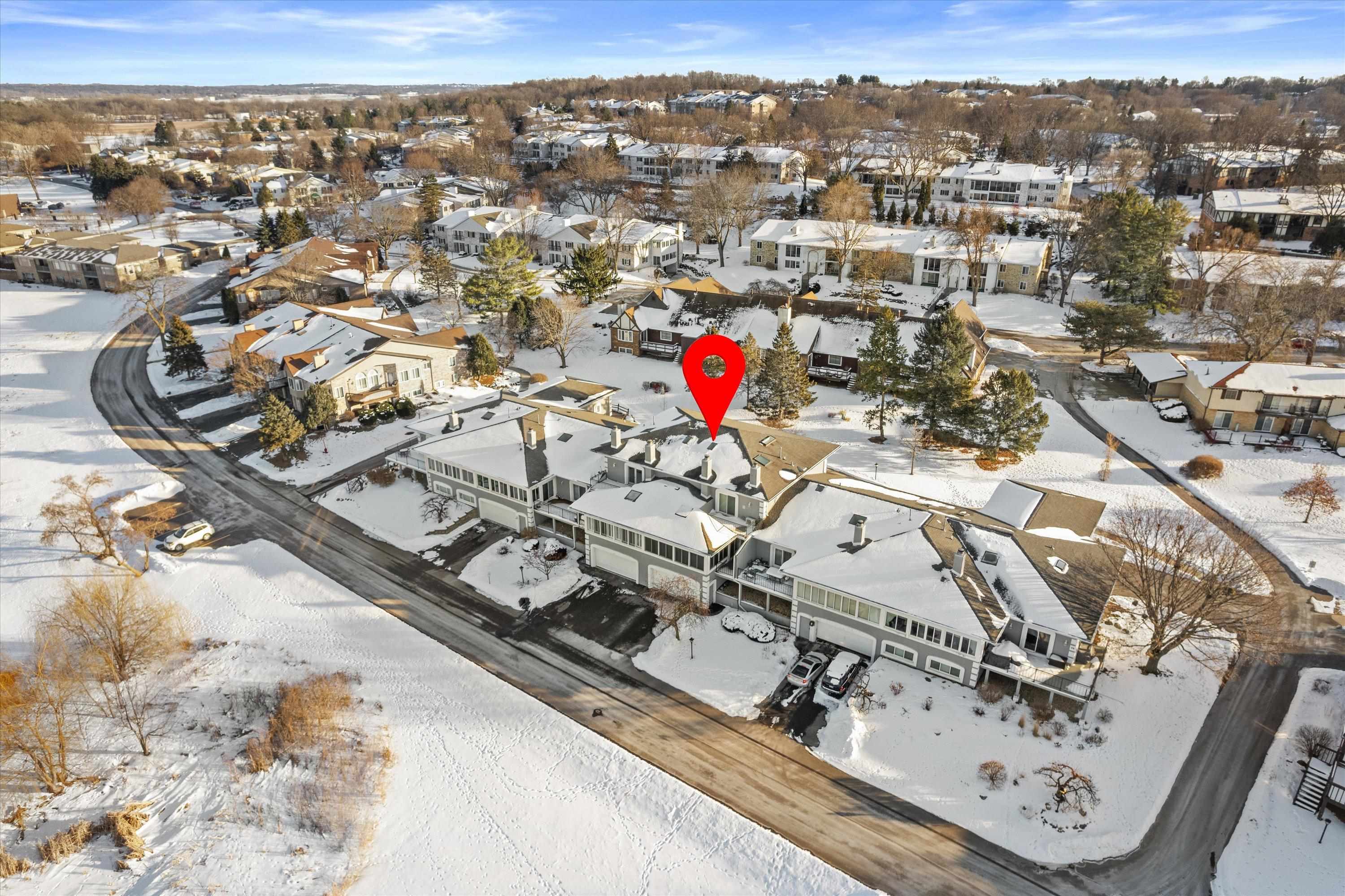 55 Golf Madison, WI 53704 - Photo 5 of 60