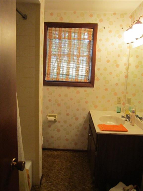 135 Rockdale Road Butler, PA 16002 - Photo 17 of 25