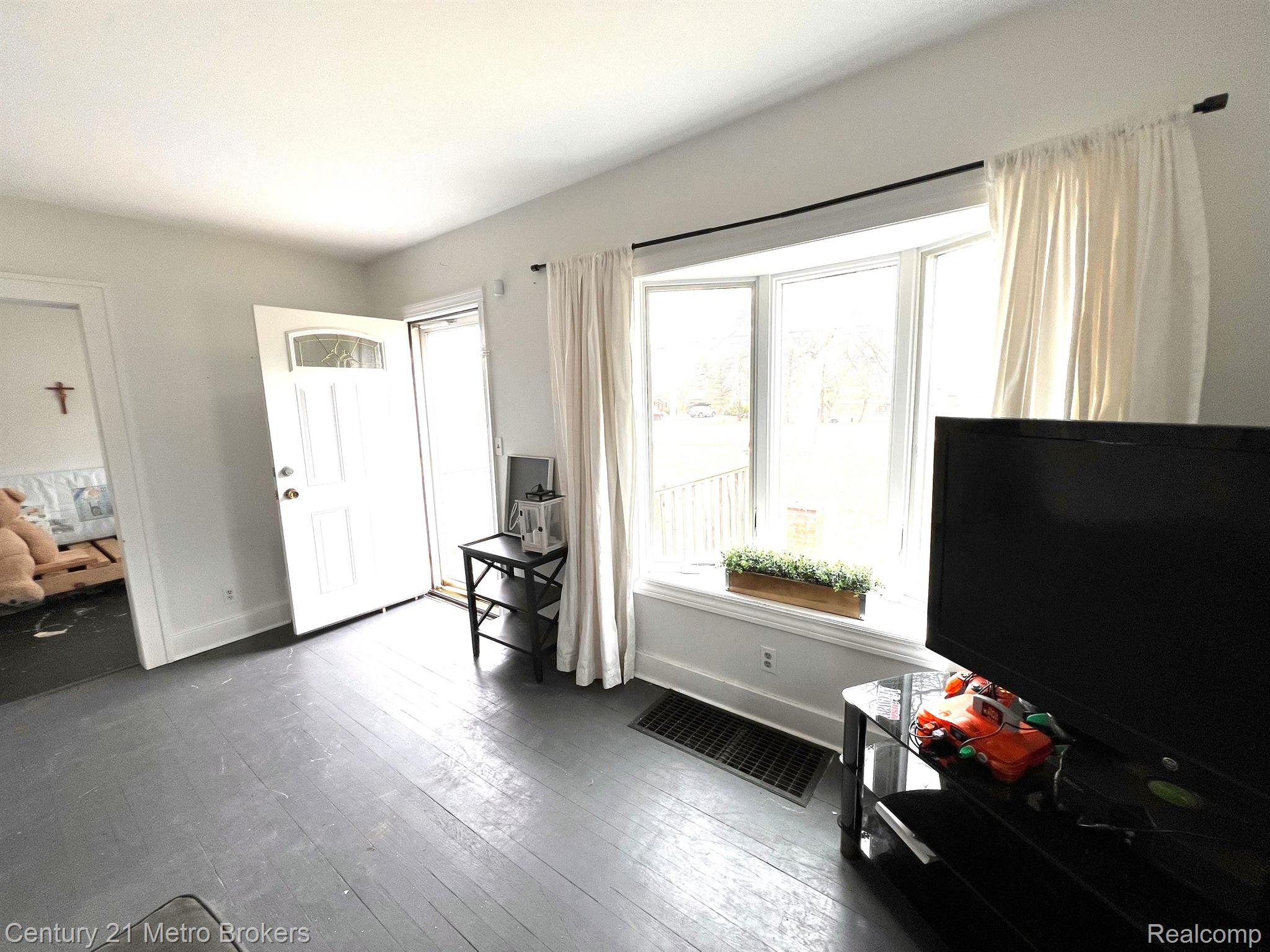 10487 W. Grand Blanc Rd. Gaines, MI 48436 - Photo 14 of 24 Gallery Image 14