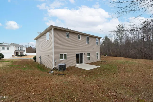 a view of backyard of house