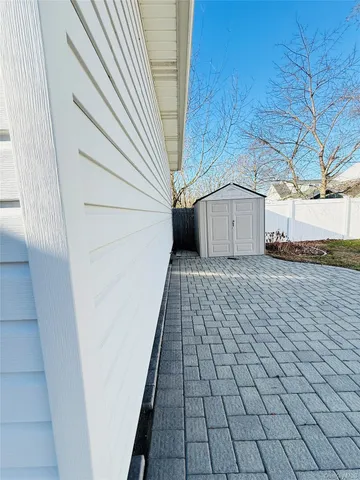 $799,000 | 2489 Beltagh Avenue, Bellmore, NY 11710