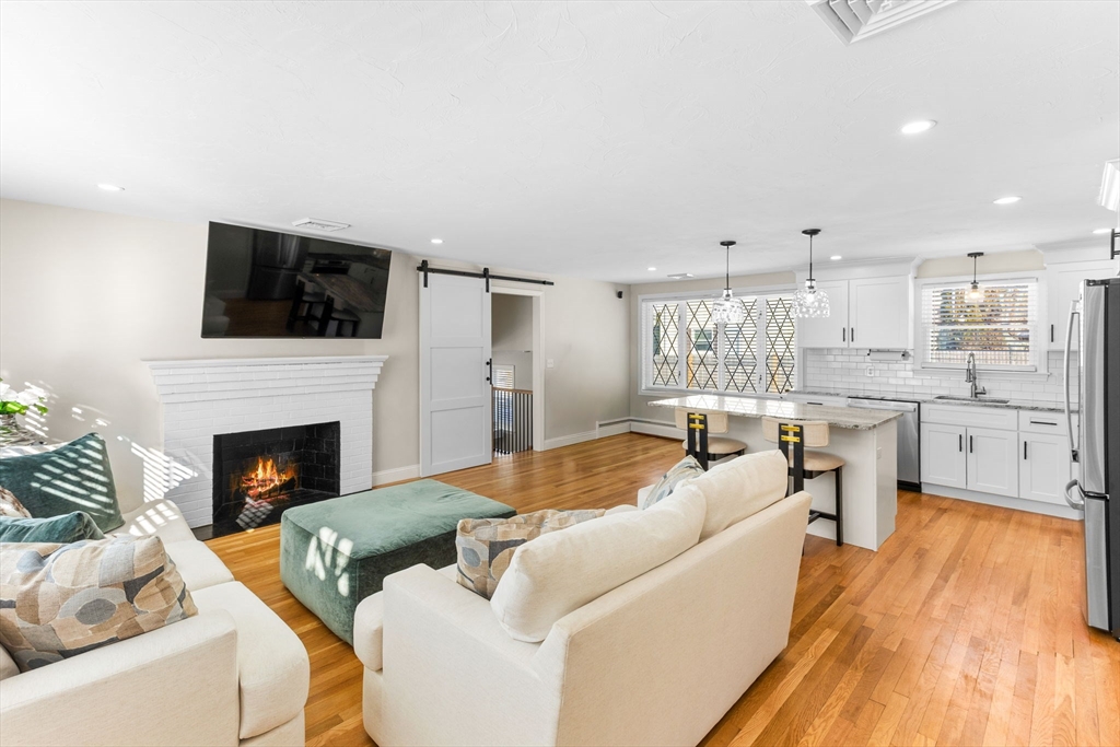 8 Dianthus Road Holbrook, MA 02343 - Photo 9 of 42 Gallery Image 9