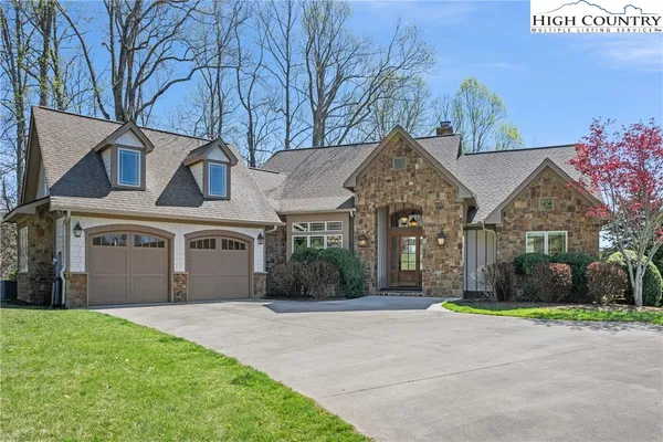 $1,149,000 | 46 North Ridge Lane, Newland, NC 28657