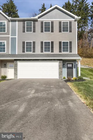 $361,900 | 84 Limerick Lane, Selinsgrove, PA 17870