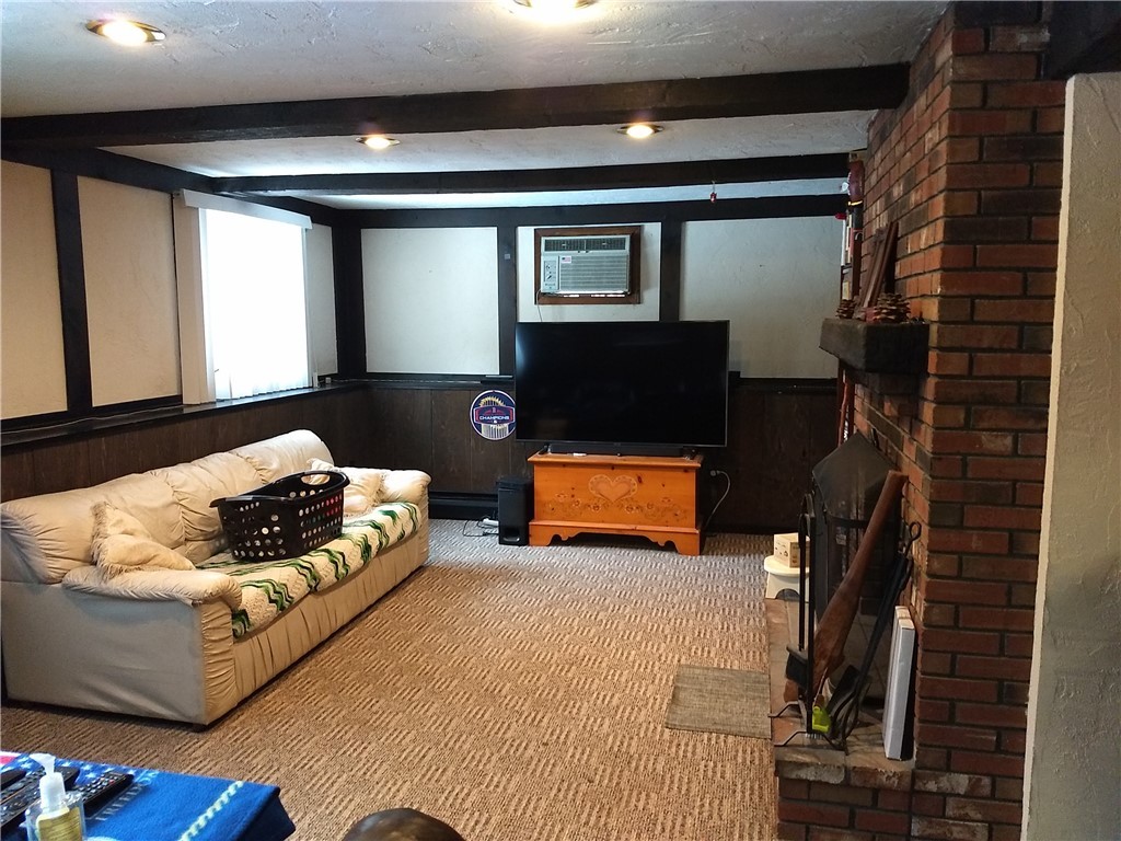 12 Swan Road Smithfield, RI 02917 - Photo 21 of 23