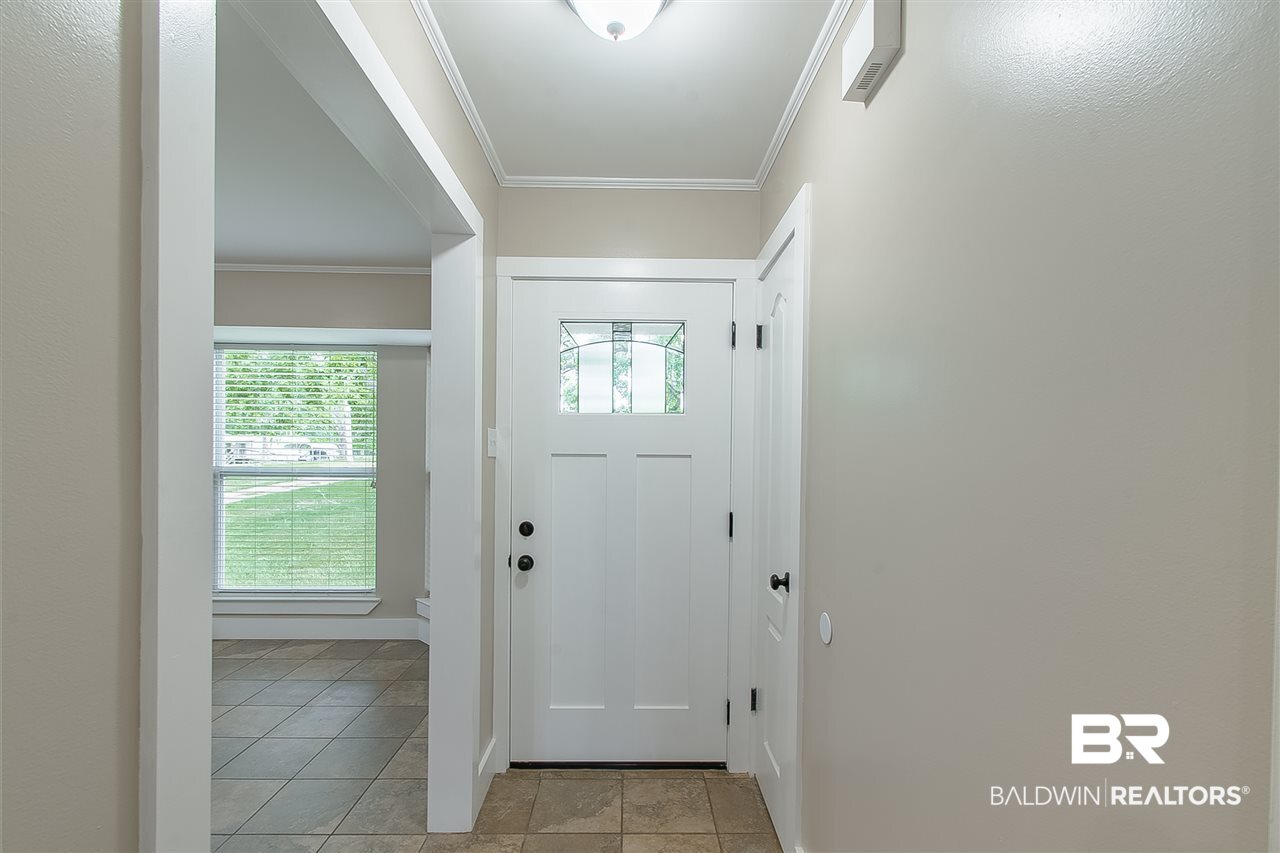10740 Charlie Hodges Road Bay Minette, AL 36507 - Photo 6 of 37 Foyer