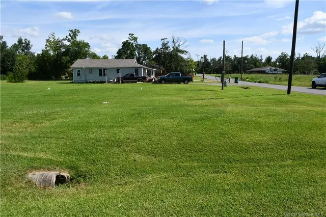 $33,500 | 931 John Stine Road, Westlake, LA 70669