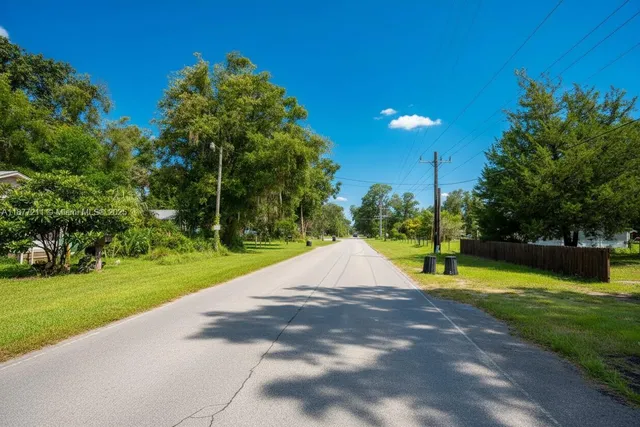 $199,000 | 260 Old Highway 17, Pomona Park, FL 32181