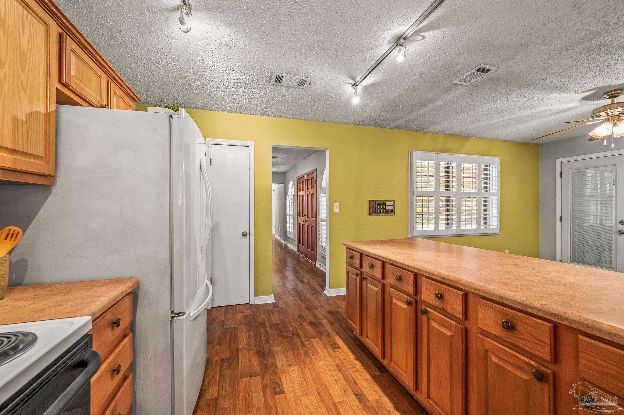 5800 Limestone Road Pensacola, FL 32504 - Photo 12 of 48 Gallery Image 12