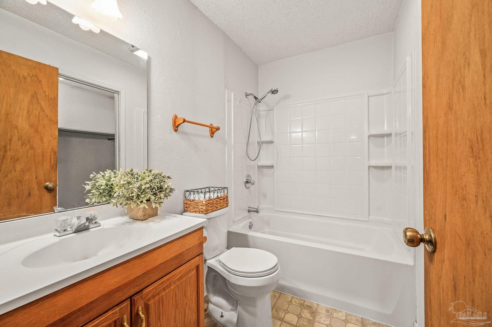 5800 Limestone Road Pensacola, FL 32504 - Photo 32 of 48 Gallery Image 32