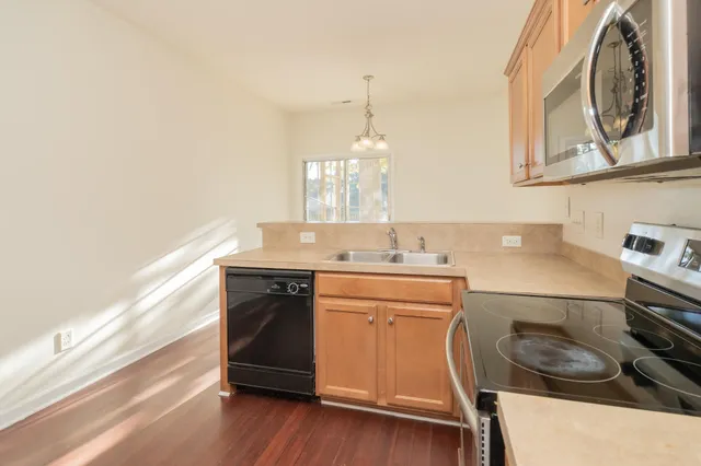 $2,350 | 8967 North Red Maple Circle, Summerville, SC 29485