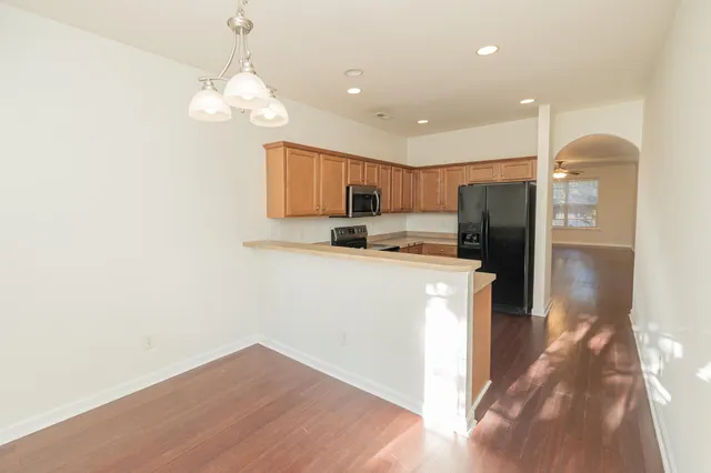 $2,350 | 8967 North Red Maple Circle, Summerville, SC 29485