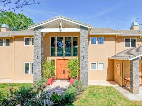 $5,000 | 1377 Knoll Road, Unit B, Redlands, CA 92373