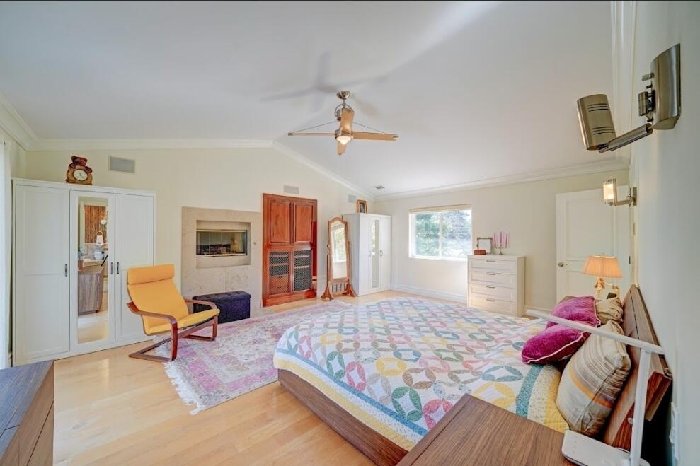 1377 Knoll Road, Unit B Redlands, CA 92373 - Photo 12 of 28 1000004428