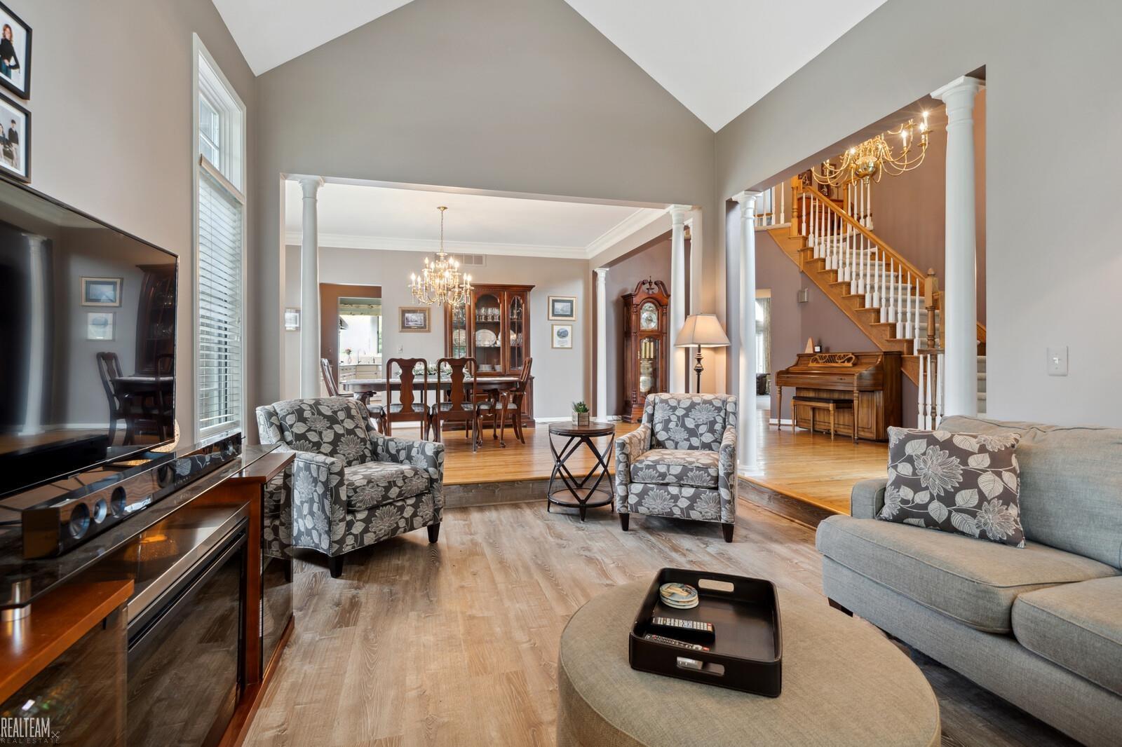 4133 Oak Tree Circle Rochester, MI 48306 - Photo 10 of 65 50149801-bc191d8e-3283-4736-9948-3f1dbd6a3d9f.JPG