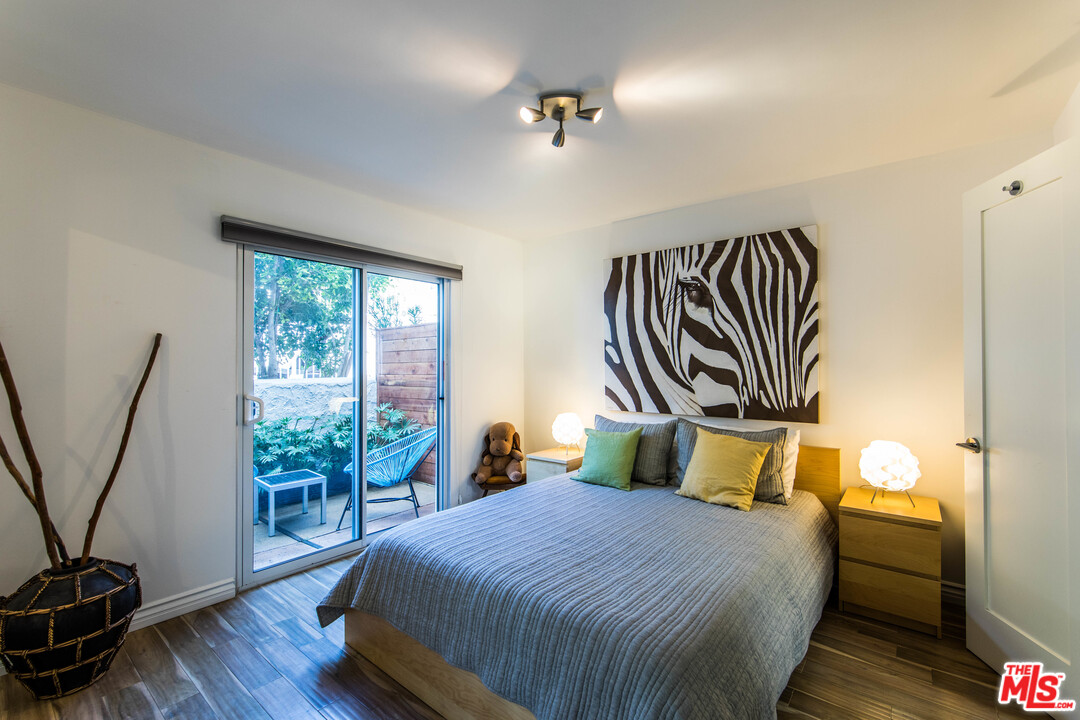 28362 Rey De Copas Lane Malibu, CA 90265 - Photo 14 of 30