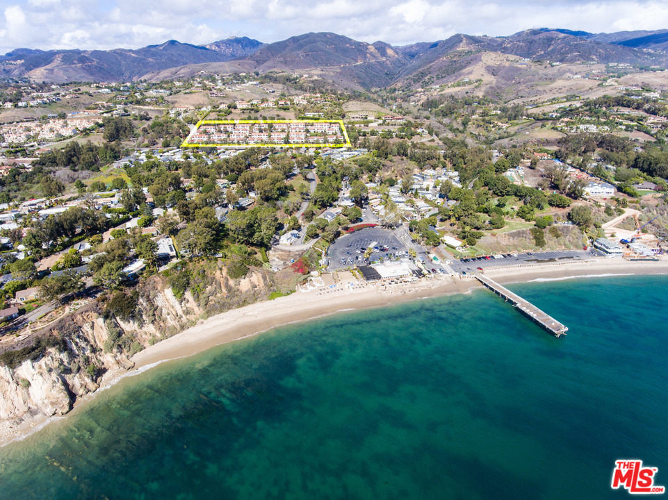 28362 Rey De Copas Lane Malibu, CA 90265 - Photo 27 of 30