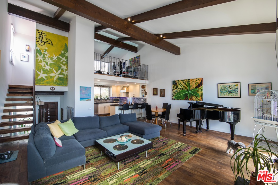 28362 Rey De Copas Lane Malibu, CA 90265 - Photo 5 of 30