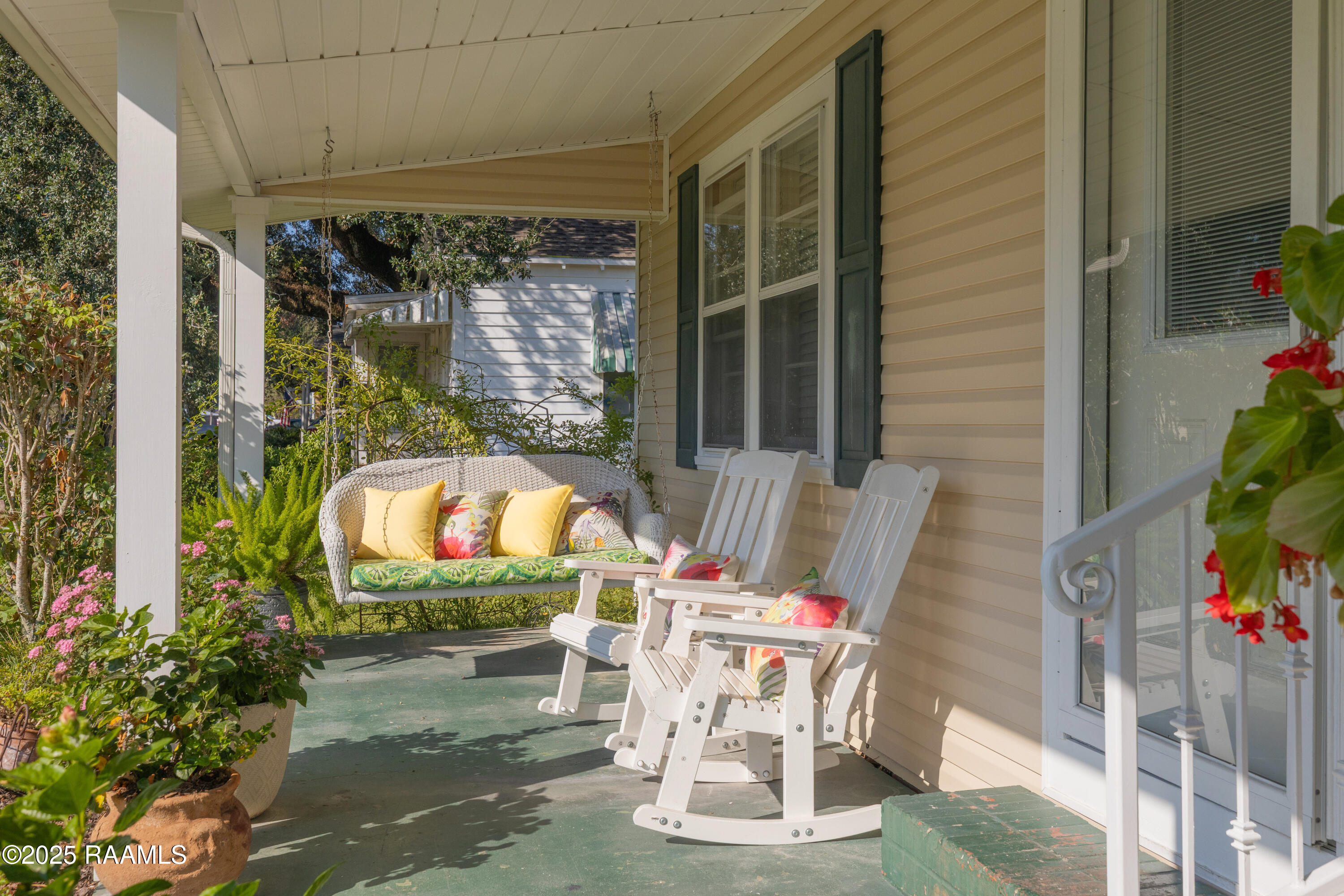 317 Indest Street New Iberia, LA 70563 - Photo 27 of 29 Front Porch