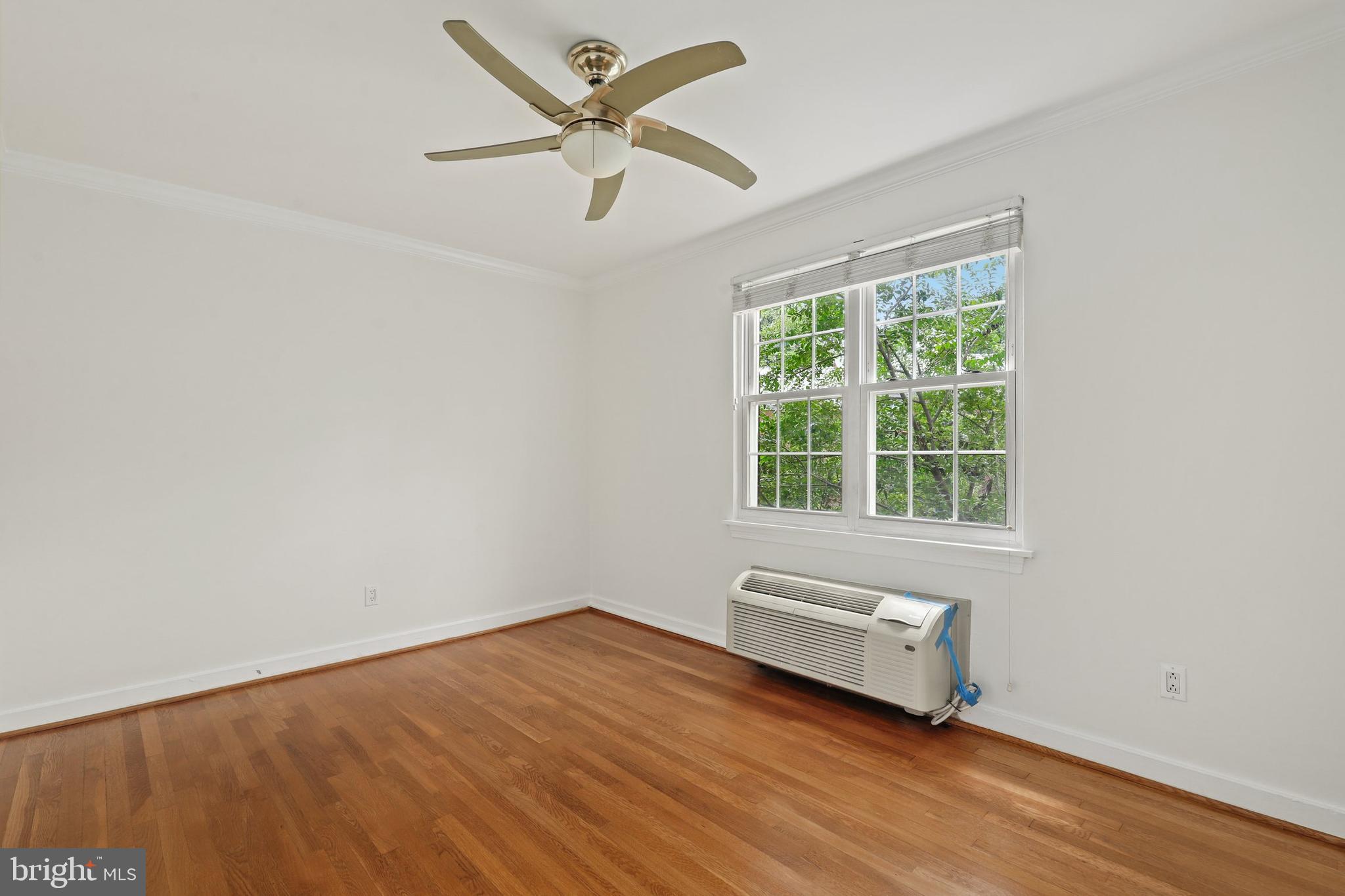 205 East Glebe Road, Unit E Alexandria, VA 22305 - Photo 14 of 20